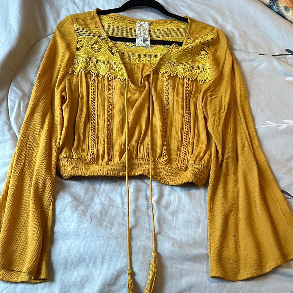Bojo mustard shirt